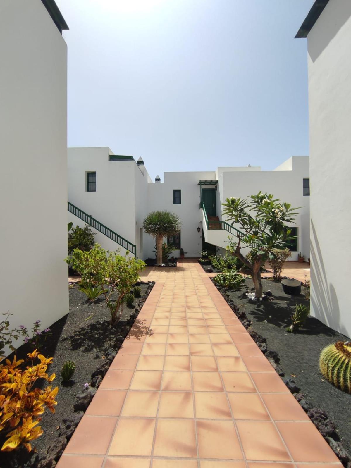 Montana De Uga Apartamento Exterior foto